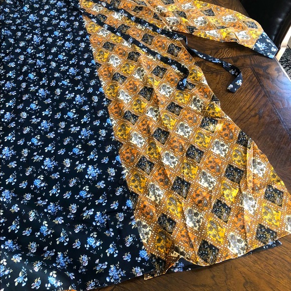 Classic belted button down midi shirt dress - Picture 6 of 9